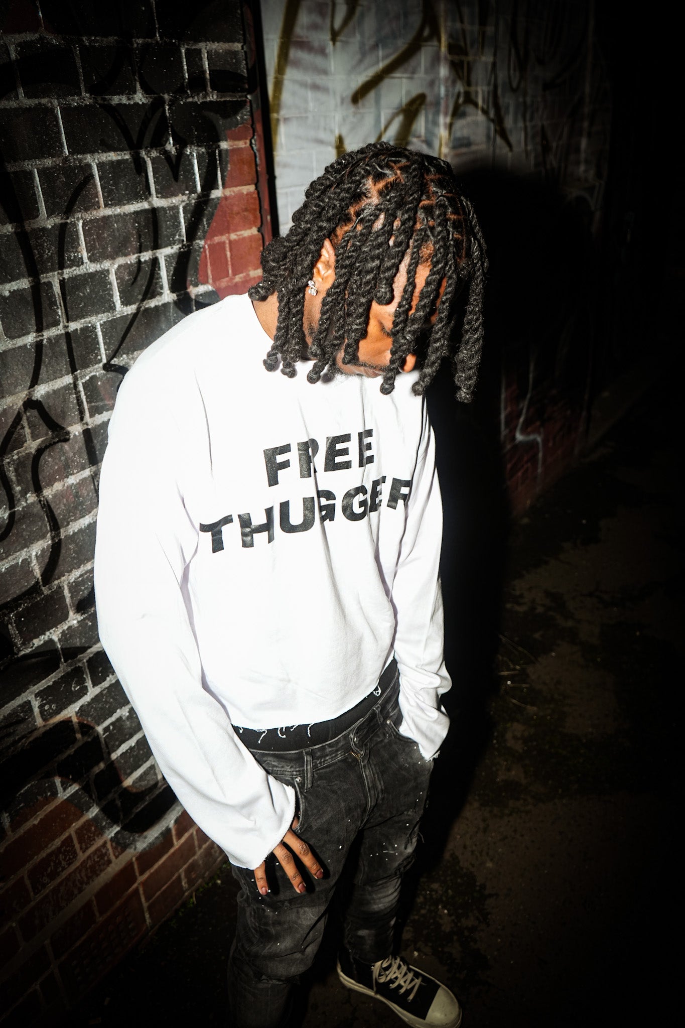 FREE THUGGER LONGSLEEVE - WHITE